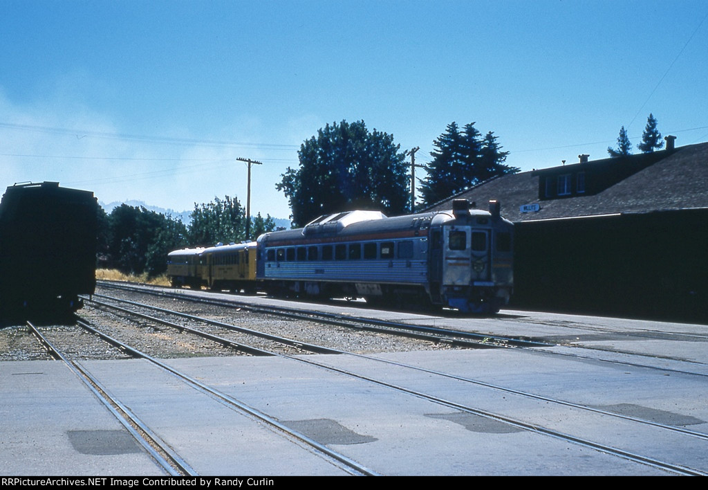 CWR and SP at joint Willits Depot
